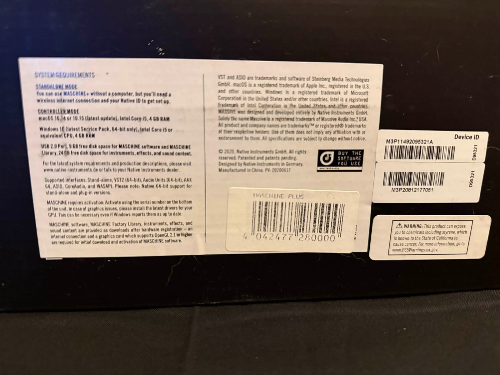 Native Instruments MASCHINE+ Standalone Production and Performance Instrument -