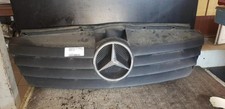 Calandre Mercedes VANEO