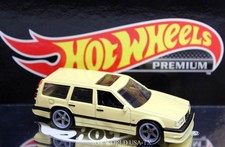 2021 Hot Wheels Car Culture Fast Wagons #4 Volvo 850 Estate