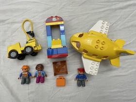 Lego Duplo Airport Set# 10590 Airplane Luggage Pilot Mechanic Fuel Truck Lot