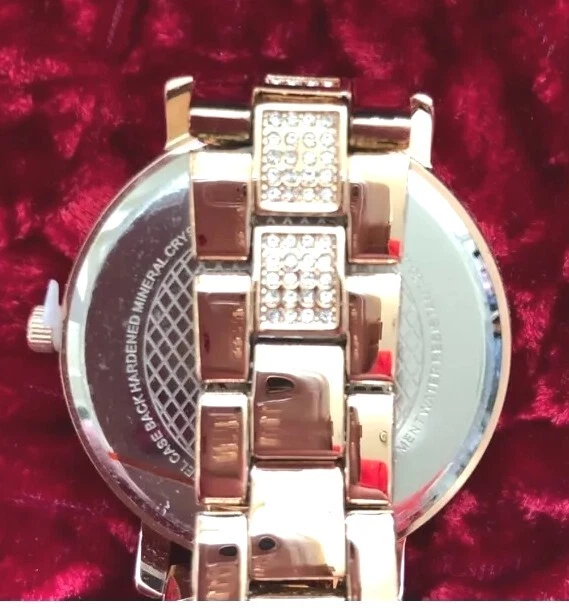 So & Co N.Y Crystal Studded Rose Bracelet, Crystal Flower Themed Wht. Dial Watch - Image 4 of 4