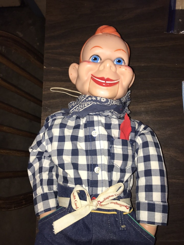 Vintage EEGEE 1972 Howdy Doody National Broadcasting 32” Ventriloquist