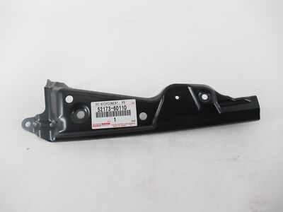 Genuine OEM Toyota Lexus 52173-60110 Passenger RH Rear Bumper Bar