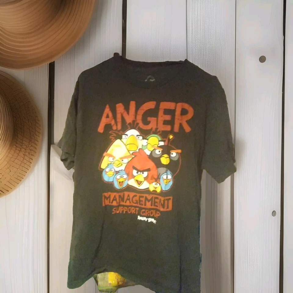 Angry Birds Women's T-shirt Size Large - Image 3 of 3