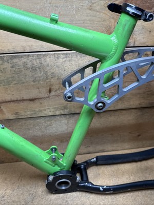 Vintage Cove G-Spot Full Suspension MTB 17.5” Frame Mountain Bike