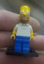 2014 LEGO Simpsons Minifigures 18