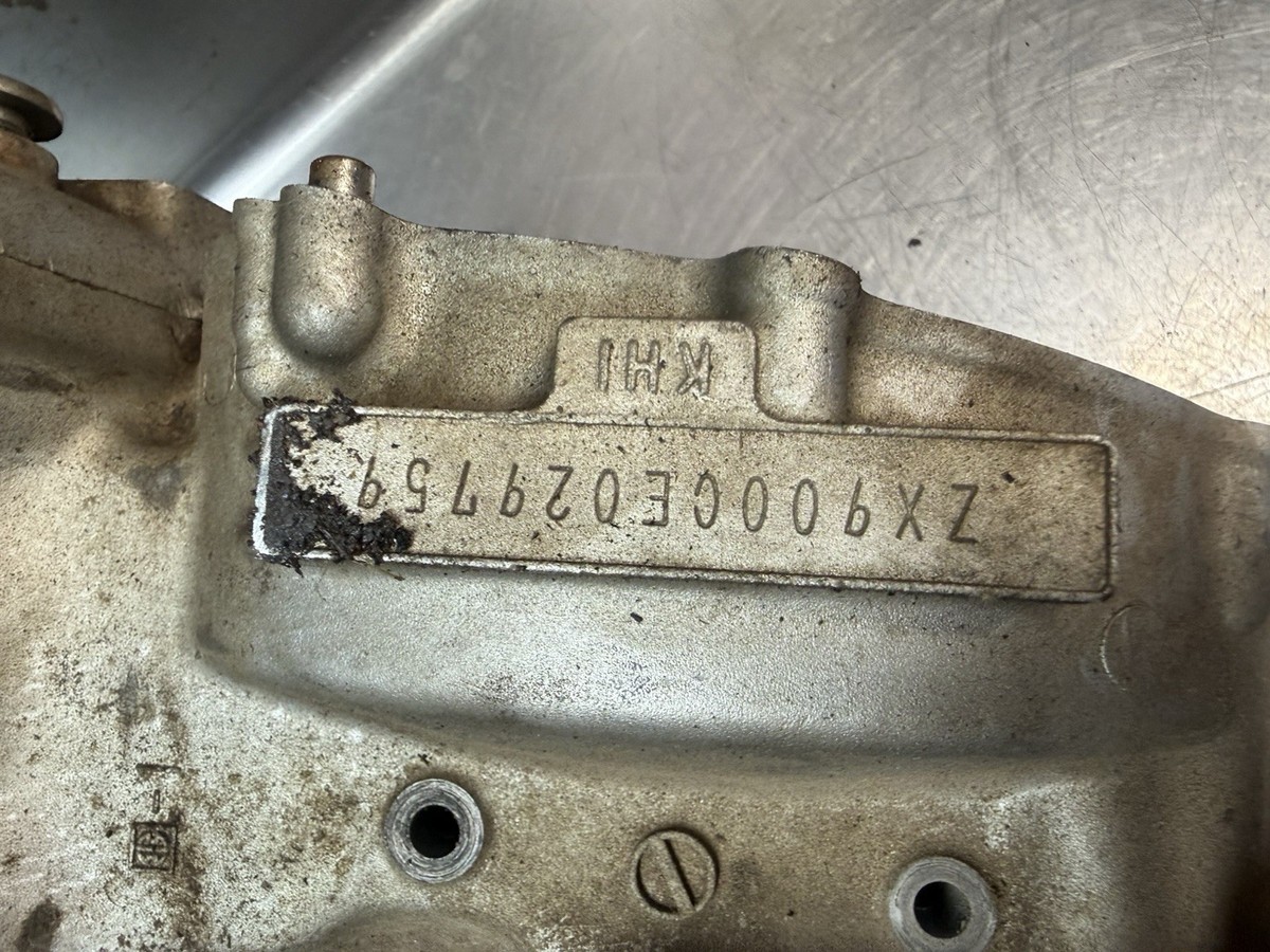 2001 KAWASAKI NINJA ZX9R ZX900F ENGINE MOTOR CRANKCASE CRANK CASES