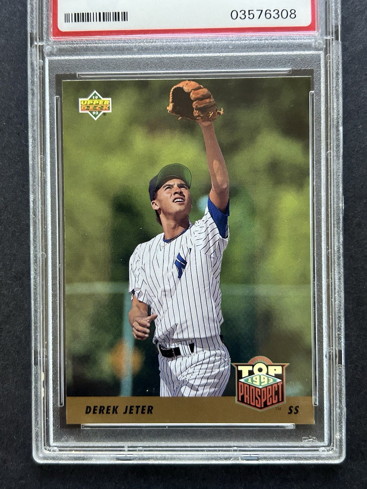 Derek Jeter Yankees 1993 Upper  #449 PSA 9 Rookie Card 1992 Top Prospect view 2