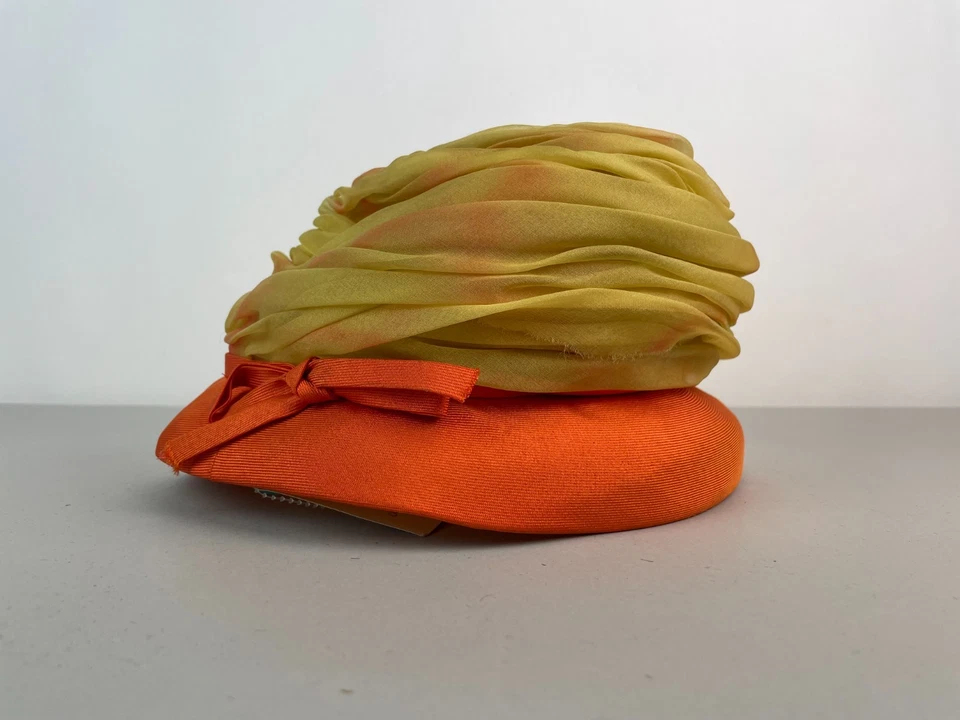 Vintage 1960s Boutique Orange Yellow Chiffon Turban hat 6 5/8 - Image 3 of 4