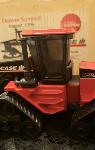 Vintage 1/32 CASE IH Quad Trac by Scale Models Denver Summit Aug. 1996 W/Orig... - Picture 8 of 16