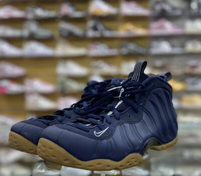 blue and gum foamposites