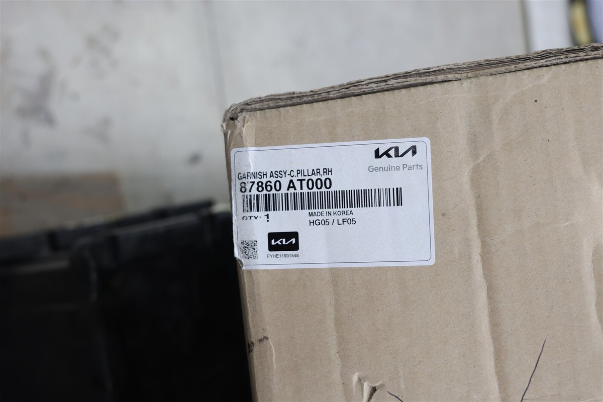 NEW OEM Interior C-Pillar Upper Molding Right 87860AT000 for Kia