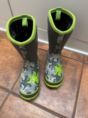 BOY'S Rain Boots Perfect Storm Cloud High Reptiles (MC Escher/Boys/Green)