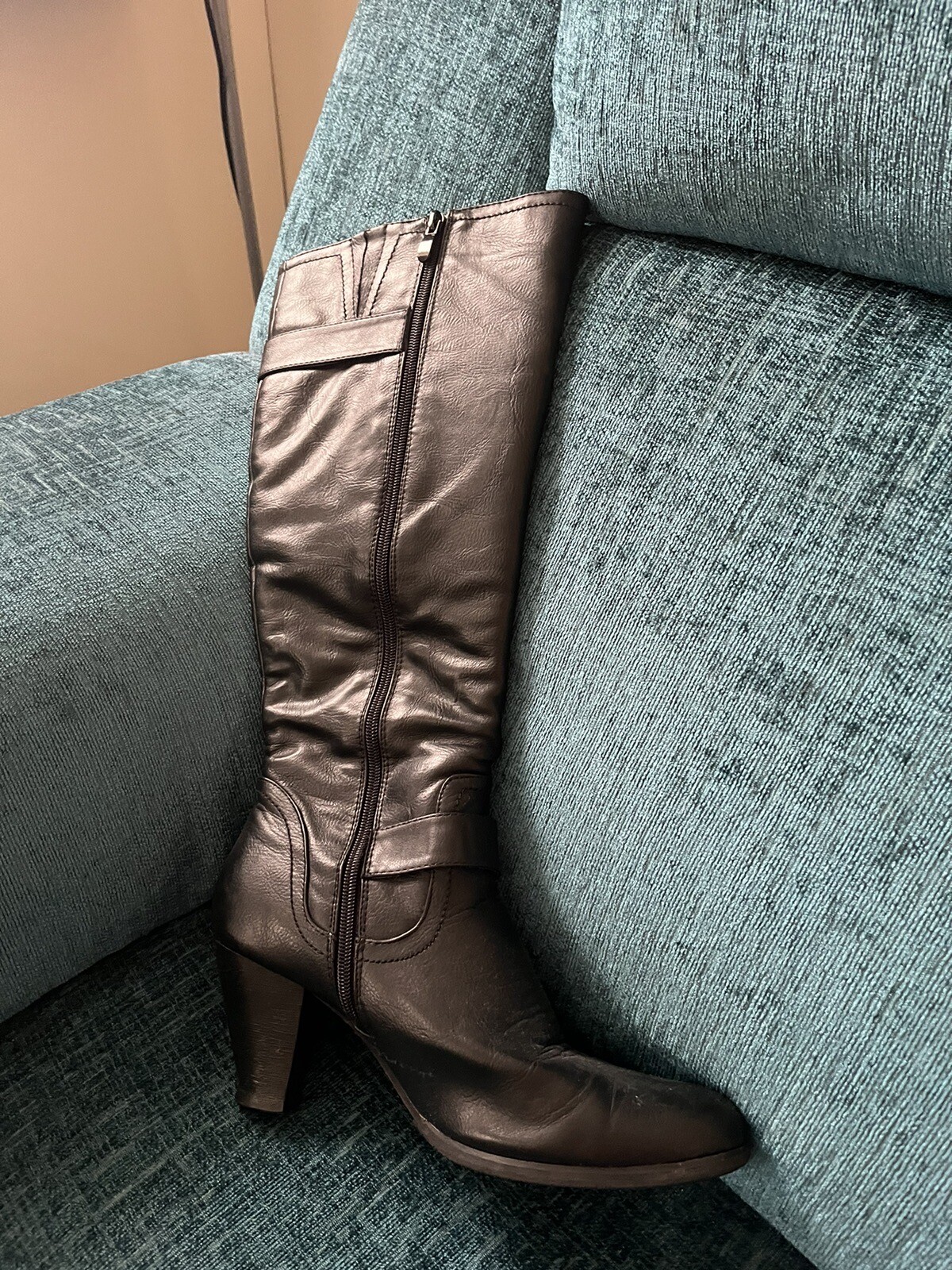 ladies black leather knee high boots size 7, Hardly Warn eBay