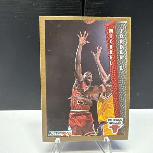 1992-93 Fleer - #32 Michael Jordan Basketball Card 9B