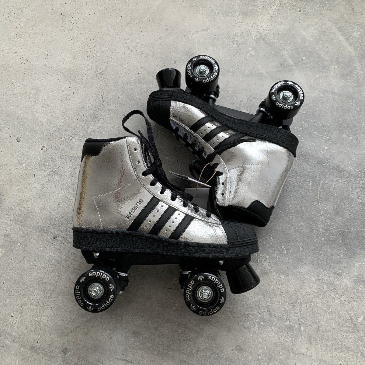 ADIDAS ORIGINALS SUPERSTAR 82 ROLLER SKATES WOMEN'S SIZE US