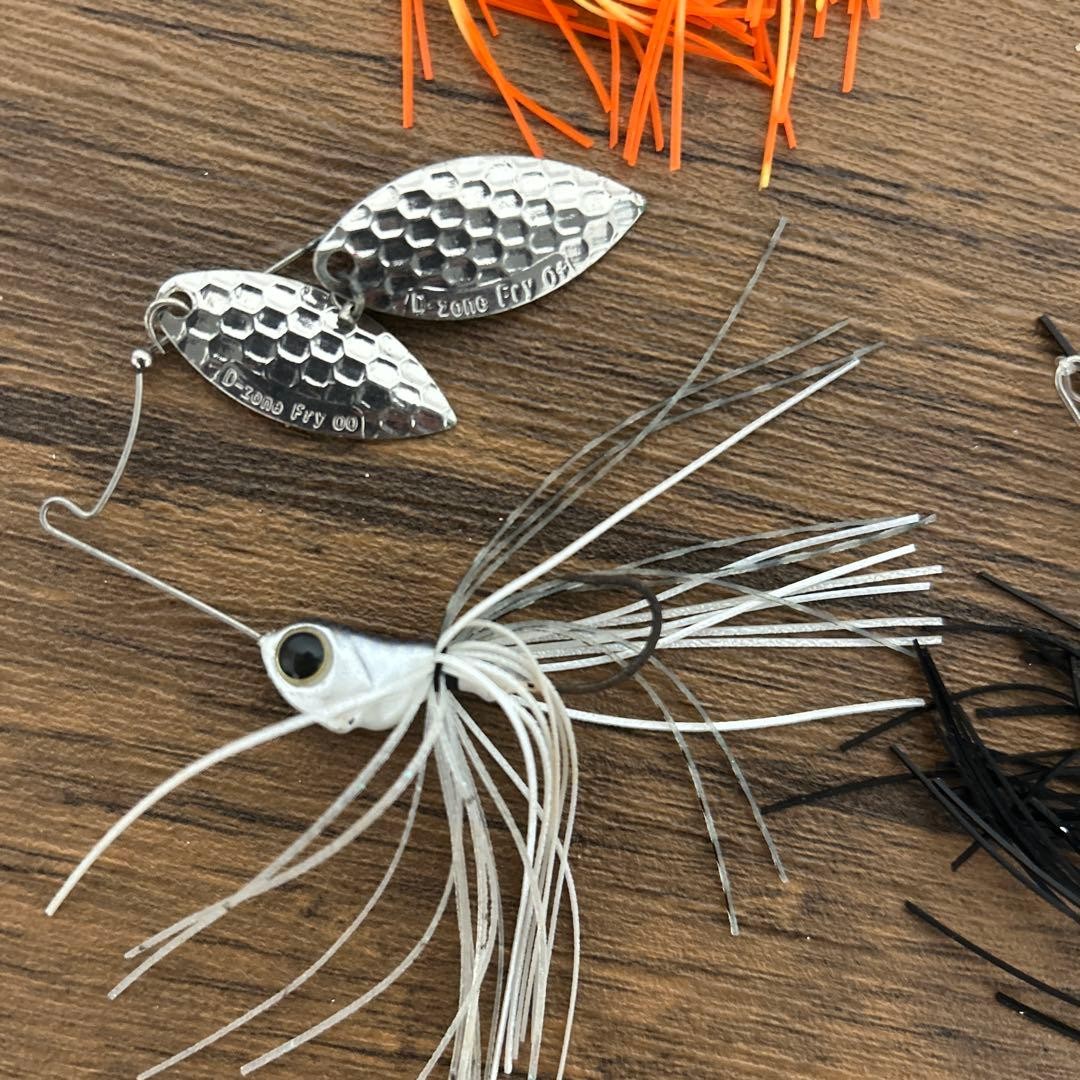 Large Spinnerbait Set With Trailer Hook 3 Pieces - Image 5