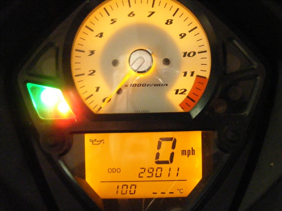 Relojes Suzuki SV 650 S Speedo 29 k millas MPH 2007 a 2012 SV650 SV650S B118 Foto 2 de 4