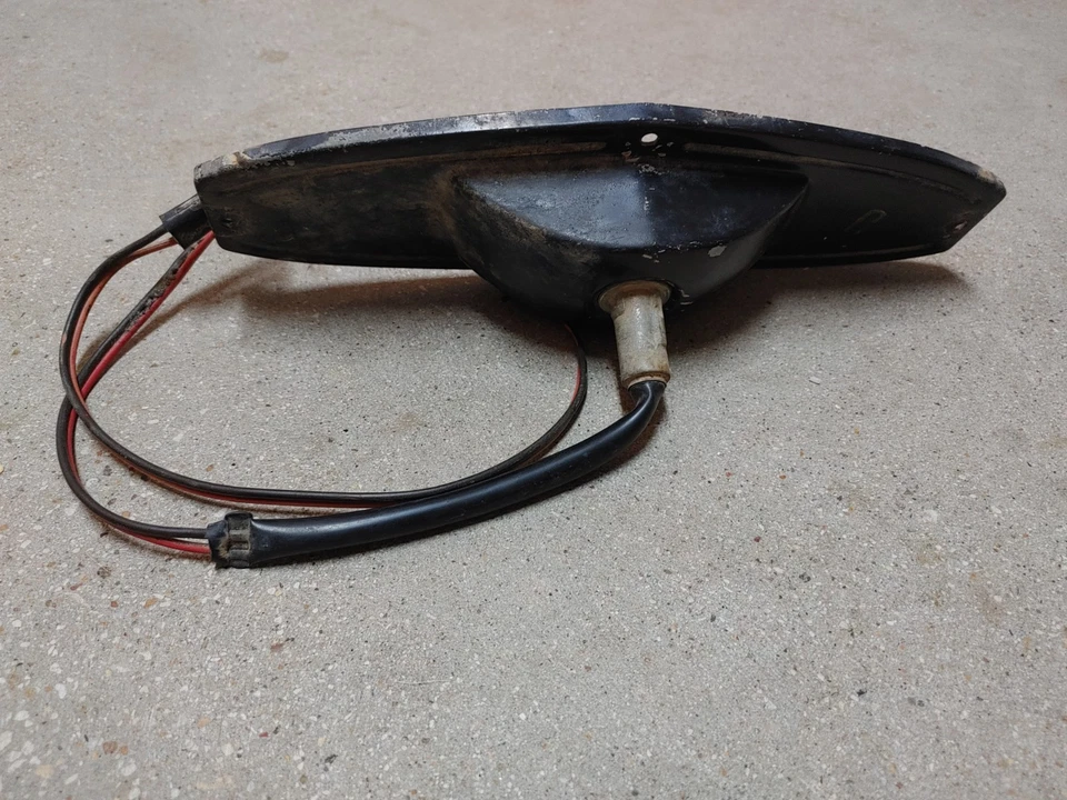 Carcasa de luz trasera para camión Dodge Sweptline 1965-1971 D100-D200 W100-W200 Foto 2 de 4