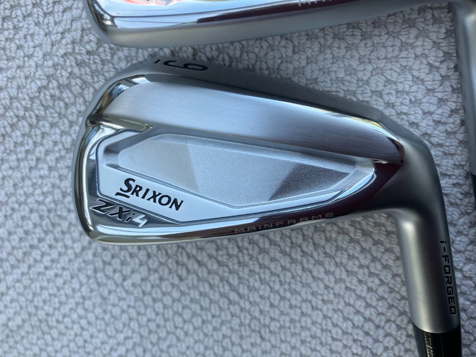 Srixon ZXi4 Eisen 6 -PW, Sen.Flex Graphit, wie neu, 10 Tage alt,RH - Bild 2 von 4