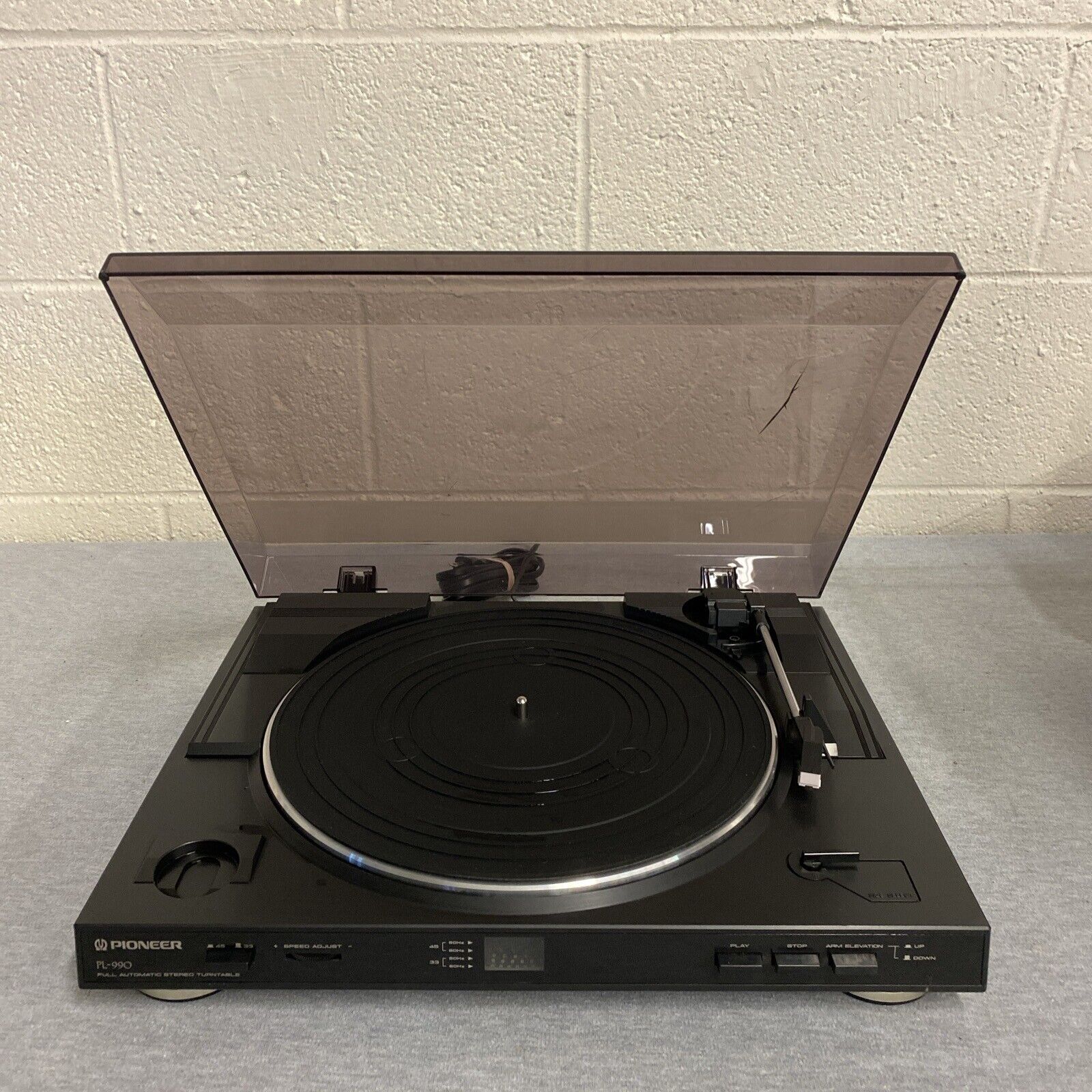 Vintage 1996 Pioneer PL-990 Automatic Stereo Turntable (Parts/Repair -Powers On)