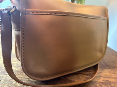 Vintage Coach Full Glove Tanned Rare Camel Leather City Bag