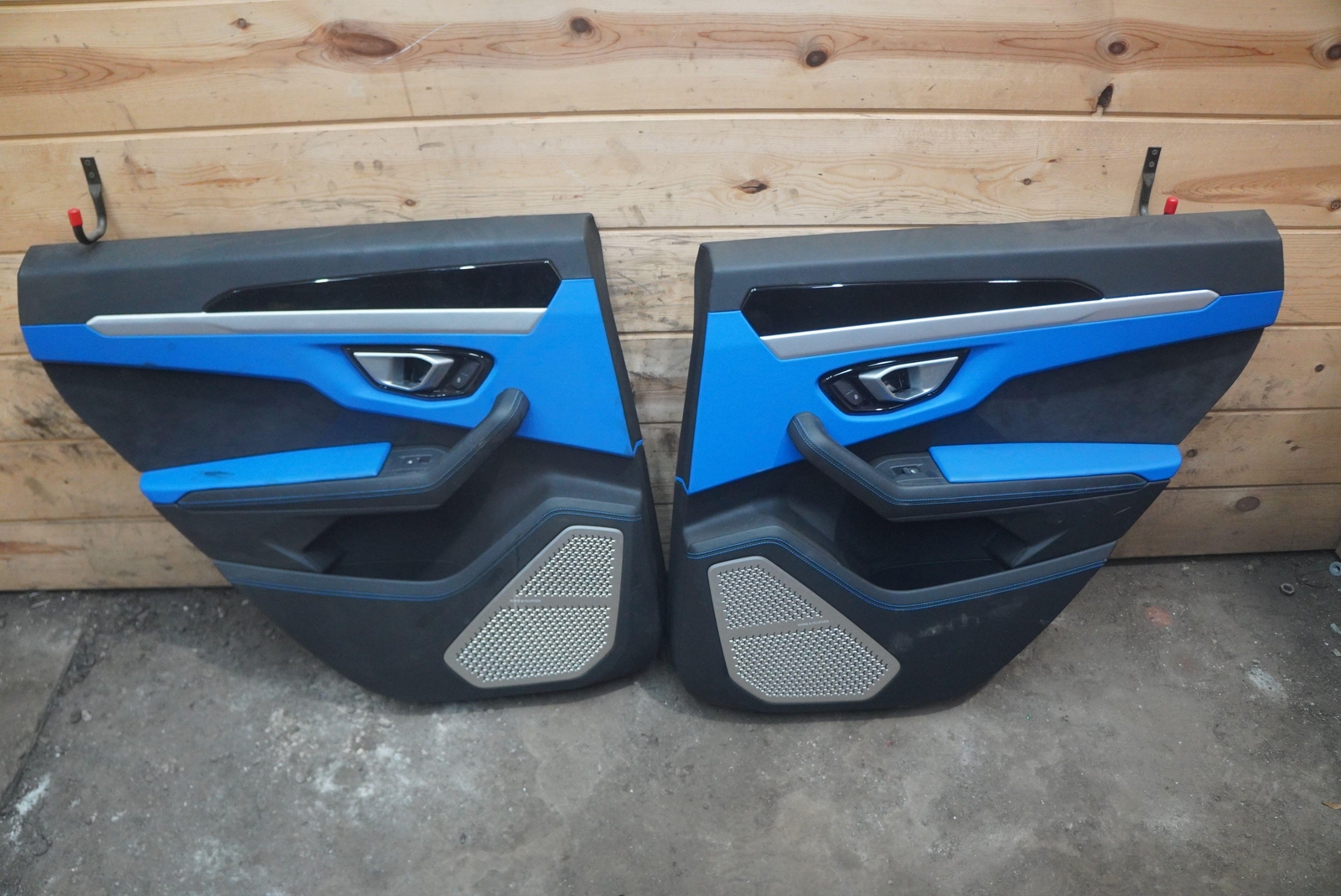 Set 4 Front Rear Interior Door Trim Panel Black Blue OEM Lamborghini Urus 2019