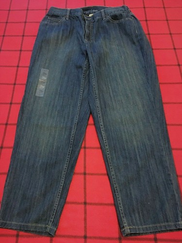 BRAND NEW LIZ CLAIBORNE JEANS CLASSIC 