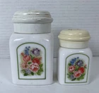 Vtg Avon Country Garden Beauty Dust Powder Containers  Empty Milk Glass Set Of 2