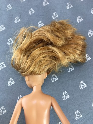 19 -- BB18 Freckled Stacie Doll FLAW - Picture 5 of 5