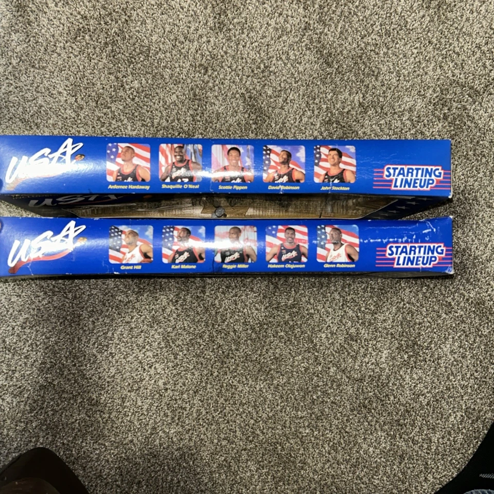Figuras de acción de baloncesto de Estados Unidos de colección 1996 alineación inicial juegos en caja 1 y 2 NUEVO Foto 2 de 4
