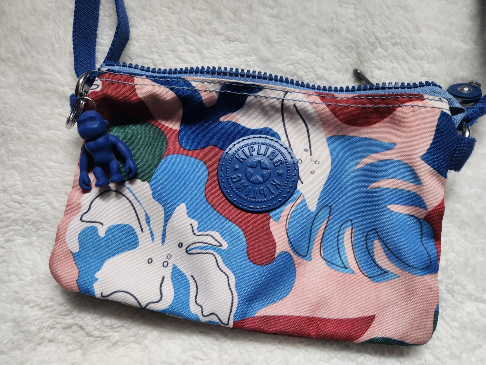 Kipling Creativity Crossbody With Monkey *Few Spo… - image 2