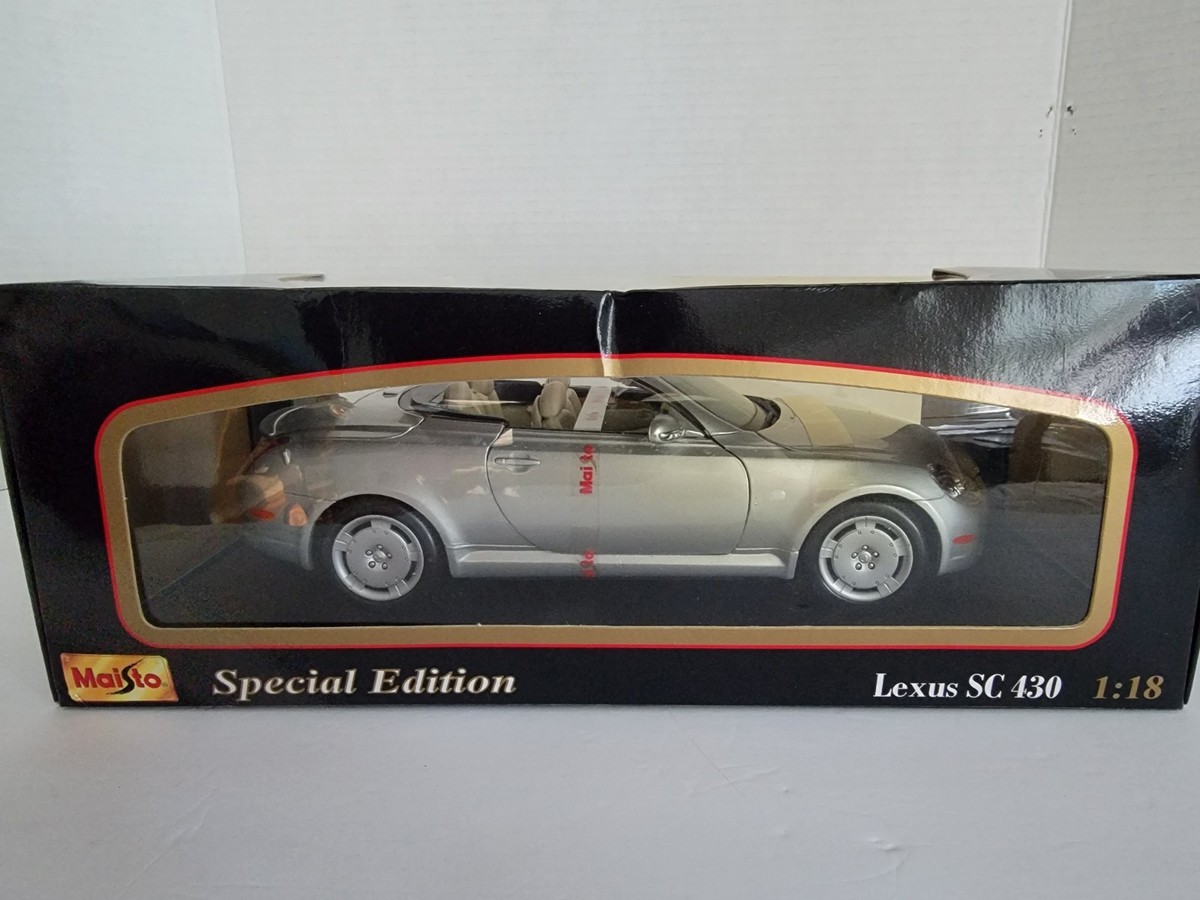 マイスト　LEXUS SC430 Maisto Lexus SC430 Silver Convertible 1:18 Scale Diecast