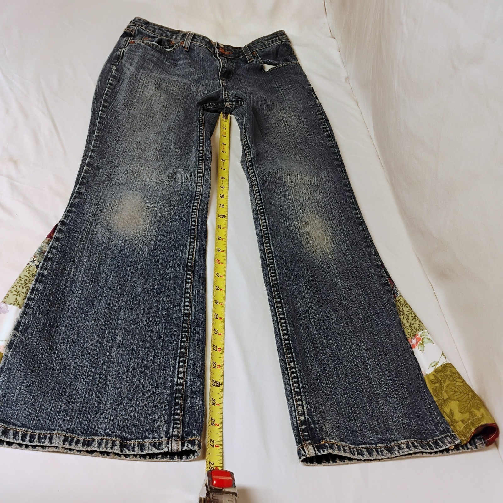 Handmade Upcycled Levi’s Patchwork Flare Jeans SZ… - image 11