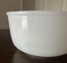 Vintage GLASBAKE Sunbeam Large 4qt White Milk Glass 9.5" Mixing Bowl Crack &chip