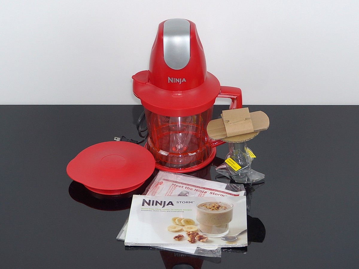 NINJA STORM RED 450W 40-OZ FOOD AND DRINK MAKER BLENDER – QB751QR