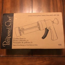 Cookie Press Pampered Chef #1525 16 Discs In Original Box