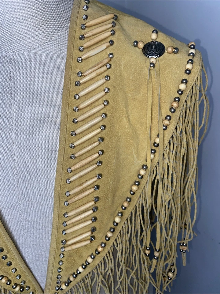 Chaleco chal Cripple Creek cuero occidental tachonado cuentas flecos capelet poncho OS Foto 2 de 4