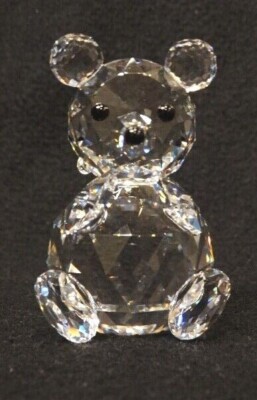 Pre-owned SWAROVSKI TEDDY BEAR , 2.75'' x 1.75'', #A7637, Boxed, COA