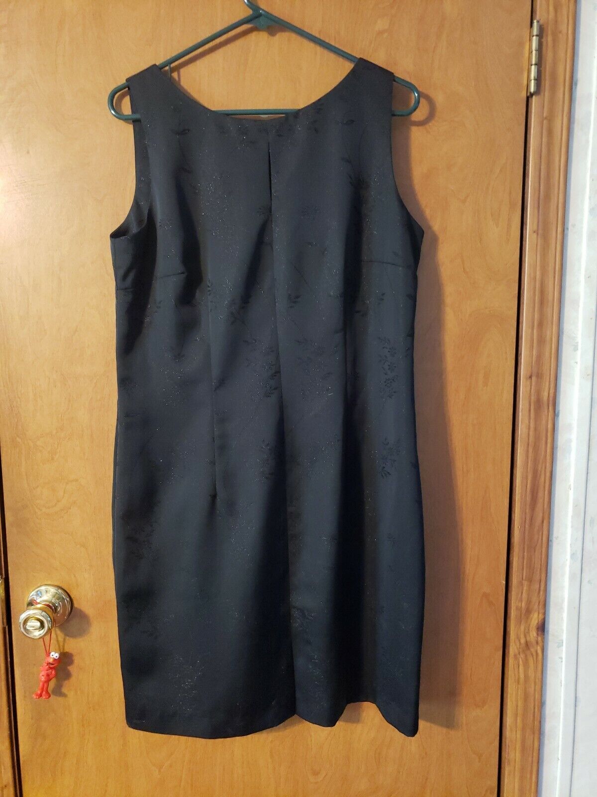 Picture 1 of 10