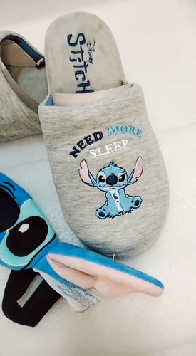 Disney Lilo & Stitch pantofole bambini set maschera occhi sonno confezione regalo di Natale - Video 1 di 1