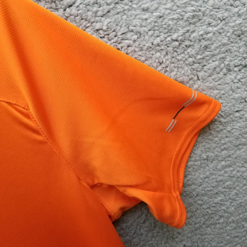 Polo Umbro L controle climático laranja atlético roupa ativa 40,5" 28" 8,5" - Imagem 4 de 4