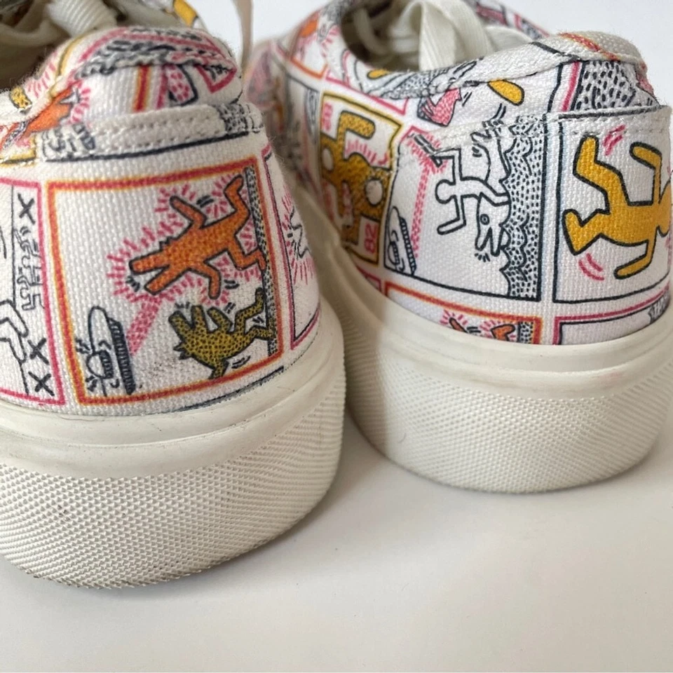 H&M Men’s Keith Haring Limited Edition Pattern White Canvas Sneakers Graphic 8.5 - Image 3 of 4