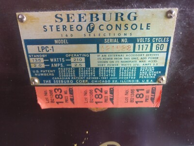 1961 SEEBURG STEREO LP CONSOLE 160 SELECTIONS JUKEBOX MODEL LPC