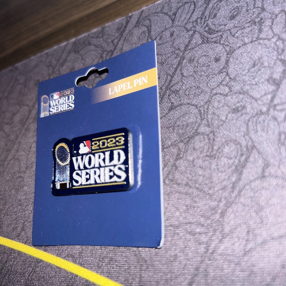 🔥Official 2023 WORLD SERIES LOGO Lapel Pin Rangers-Diamondbacks - Image 3 of 4
