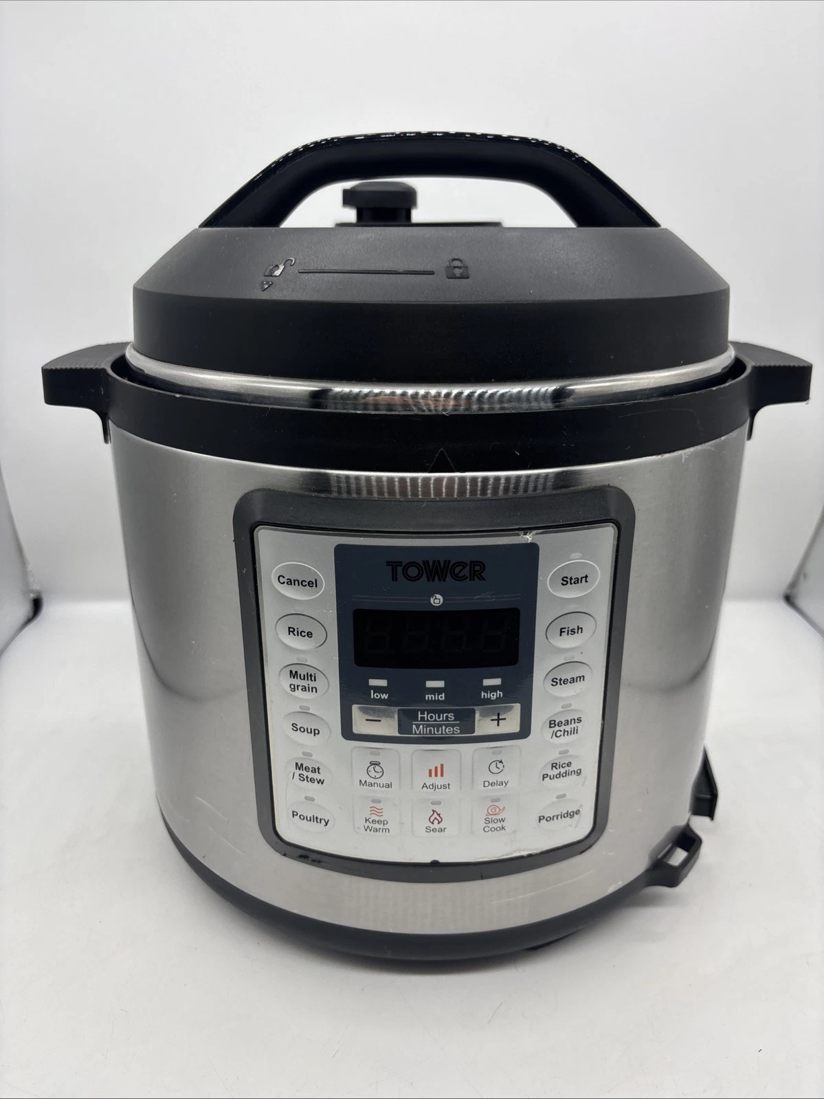 Tower 14 in 1 Express Pot Pressure Cooker T16013 Silver Black Great Condition!
Opens in a new window