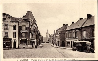 Ak Albert Somme, Place d'Armes et la Rue Jeanne d'Harcourt, LKW... - 3937221