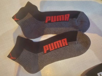 Puma Sportsocken, 2 Paar, schwarz mit weißen  und rotem Aufdruck, Neu, Größe 35