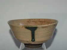 Chawan tea bowl, Ido shape, stoneware, yellow glaze & green, Kiseto ware, Japan