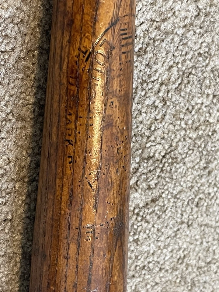 Joe DiMaggio 40 J.D. "Bate Louisville Slugger Hillerich & Bradsby 35""" Foto 3 de 4